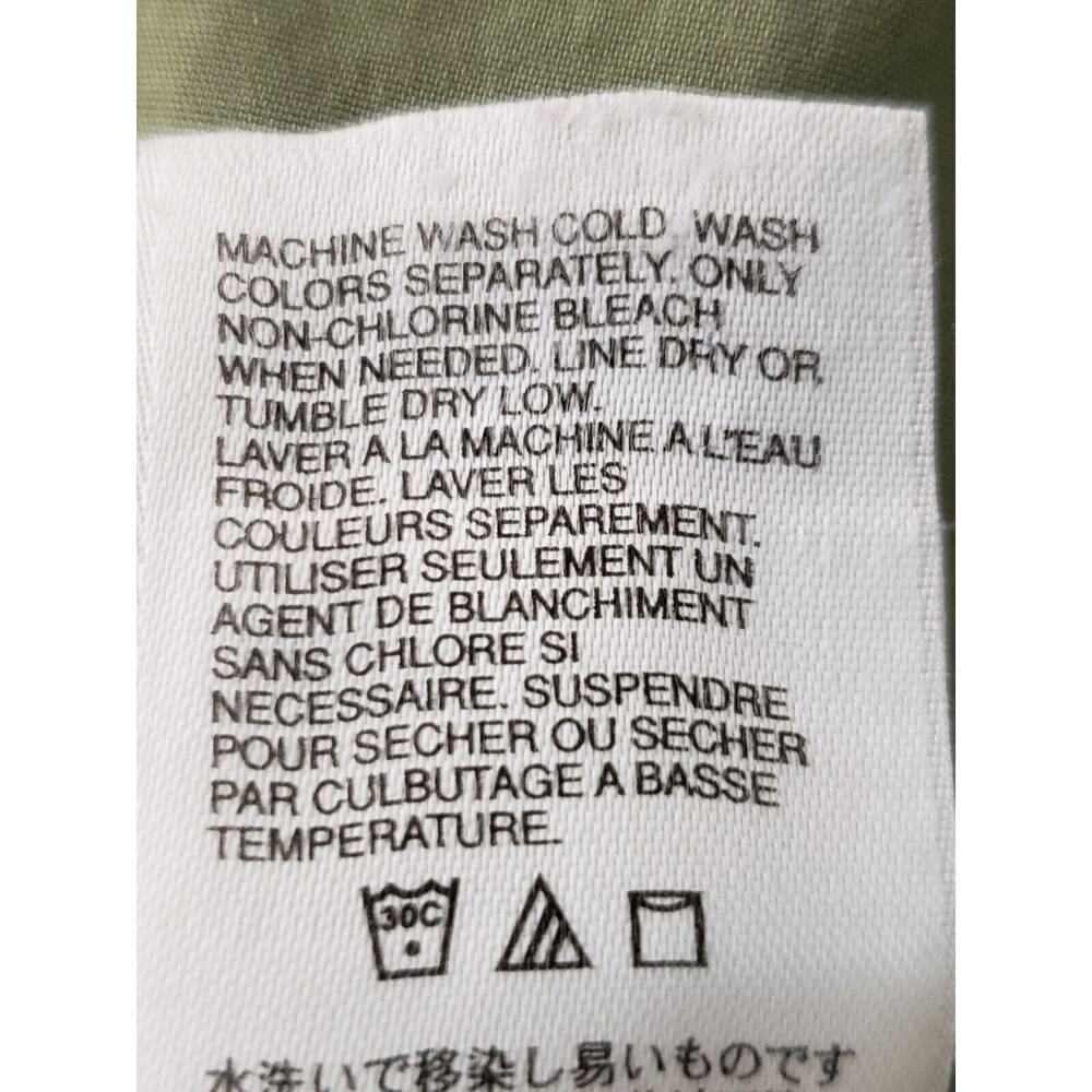 The North Face Women's Cargo Shorts - Olive - Picture 5 of 5